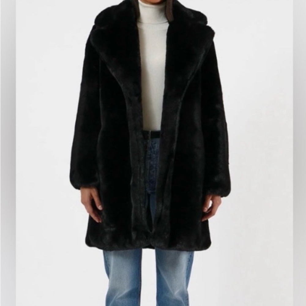 New Apparis Black Stella Jacket